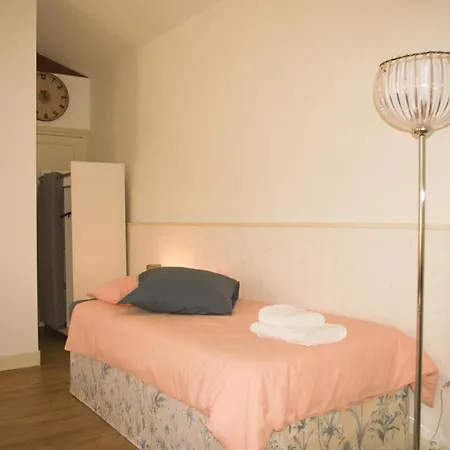 Apartment Entre Pierre Et Bois Saint-Savinien