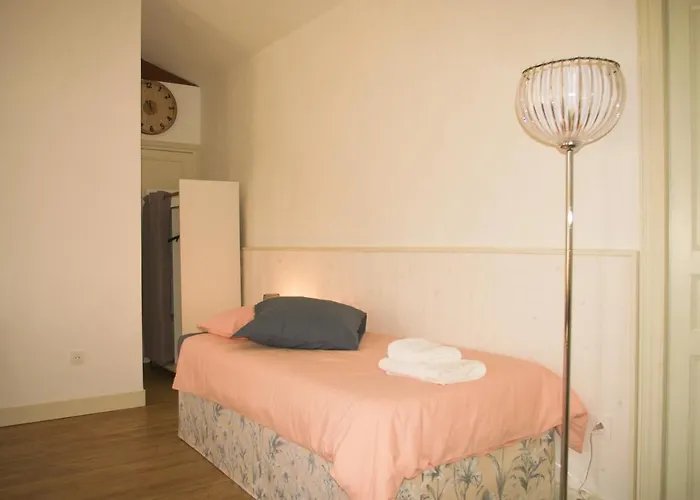 Apartment Entre Pierre Et Bois Saint-Savinien